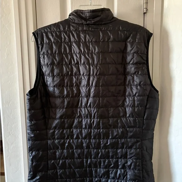 Patagonia Black Puffer vest men’s L - Picture 5 of 7